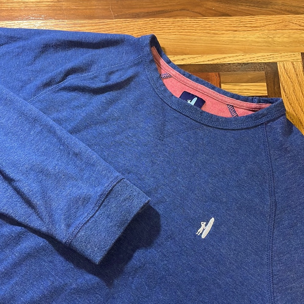Johnnie-O mens M Medium blue crewneck pullover soft cotton sweater EUC